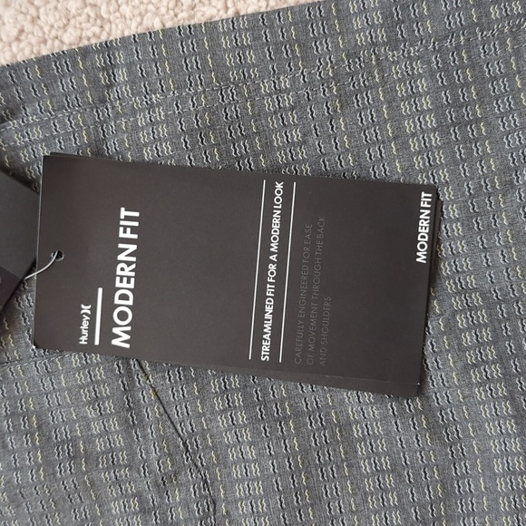 Hurley Men's shirt - Picture 3 of 6